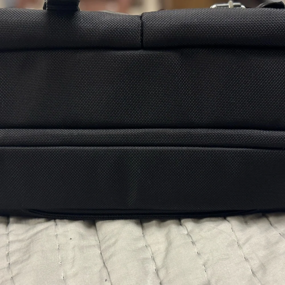 🔥TUMI LUXURY Men’s Black Travel Laptop Briefcase Bag - FEATURES ! EXCELLENT!!